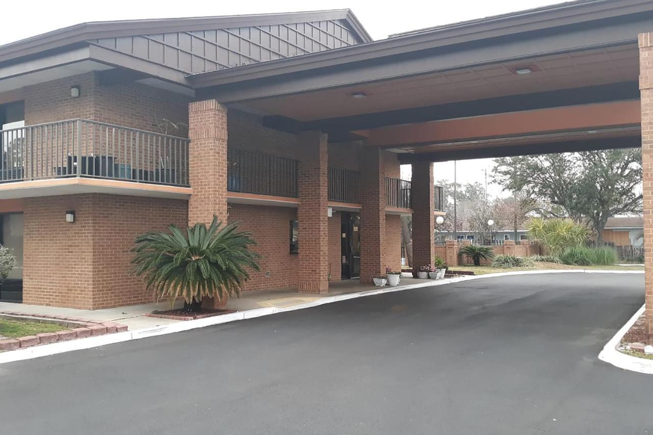 Super Value Inn Valdosta Exteriér fotografie